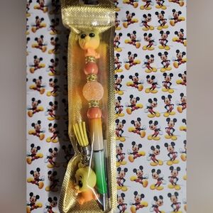 Disney Doorable Pen With Matching Key Chain Winnie The Pooh